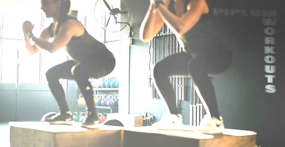 Squats. The best exercise for booty women-doing-squats-exercise-for-booty-butt-women-gym