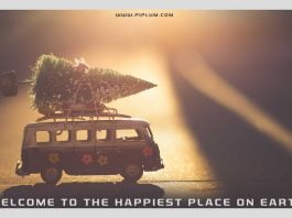 Welcome-to-the-happiest-place-on-Earth-Cozy-Christmas-Poster
