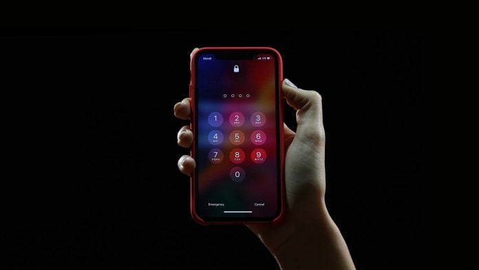 There are the most interesting hidden Android and iPhone key combinations. (Secret codes) There-are-the-most-interesting-hidden-Android-and-iPhone-key-combinations-Secret-codes-apple