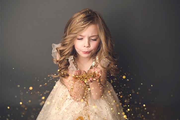 Fashio-nand-glitter-photography-for-christmas-A-bit-of-luxury-and-extravagance...