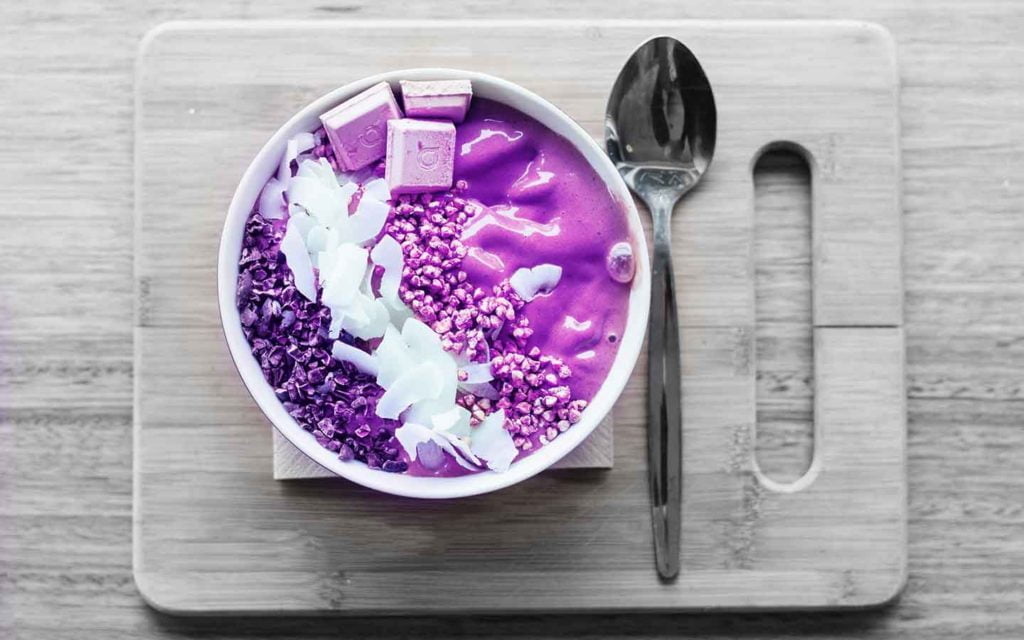 Myths about food revealed. Gluten free food Myth-about-food-comparison-Gluten-free-purple-breakfast