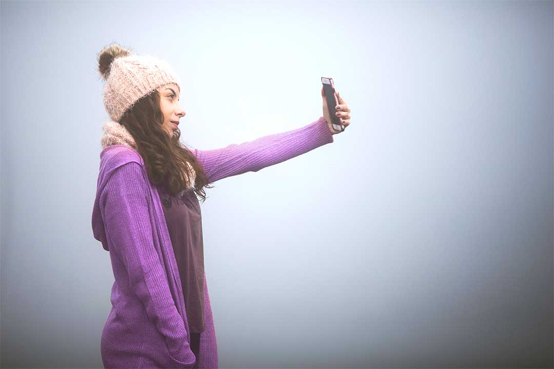 What-Photographers-think-about-taking-selfies