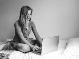 Work-From-Home-A-Free-Schedule-or-an-Exhausting-Trap-of-your-Own