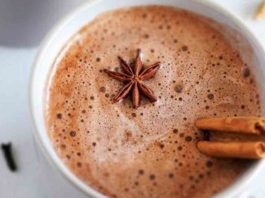 tasty-Dandelion-coffe-latte-with-cinamon-garnish