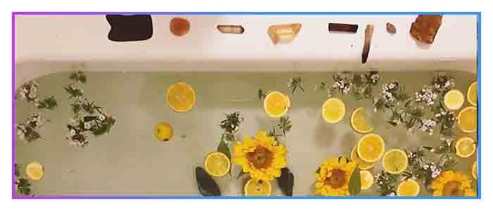 The warmth of the water helps to relieve tension, and the herbal extract has extra power for the body, mind, and soul The warmth of the water helps to relieve tension, and the herbal extract has extra power for the body, mind, and soul.
