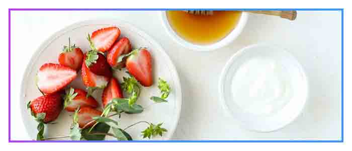 Strawberries are perfect for face masks and scrubs. Strawberry-Yogurt-Mask-Bleach-and-refine-skin